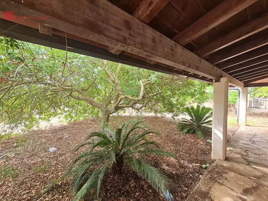 Immagine 40 di Villa in vendita  a Lecce