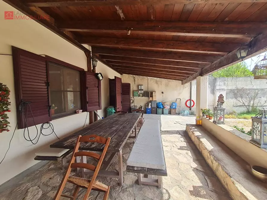 Immagine 10 di Villa in vendita  a Lecce