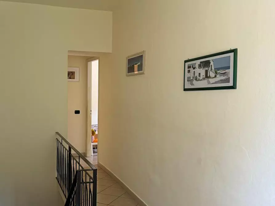 Immagine 15 di Casa semindipendente in vendita  a Lucca