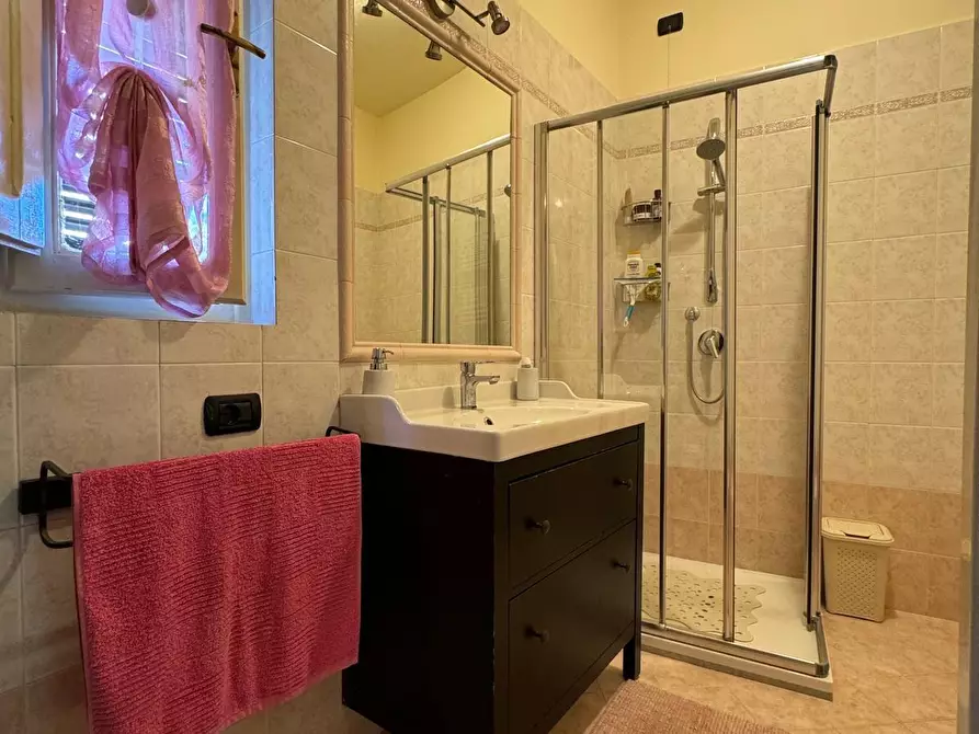 Immagine 29 di Casa semindipendente in vendita  a Lucca