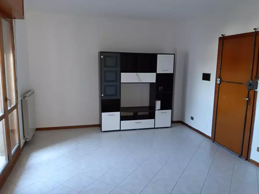 Immagine 5 di Appartamento in vendita  a Pisa