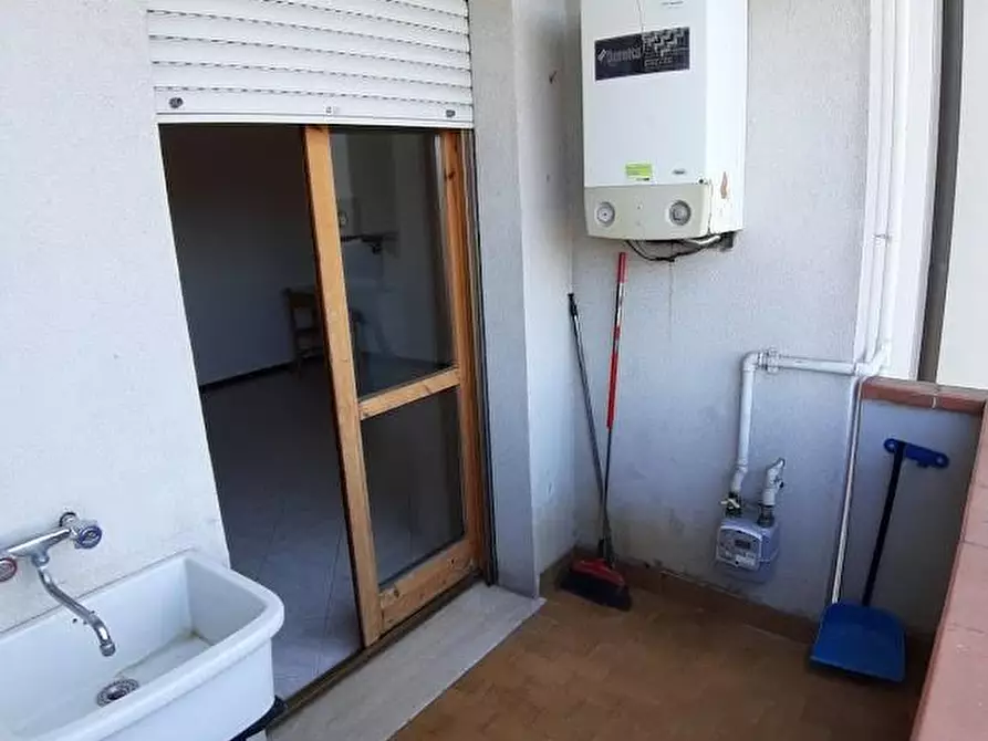 Immagine 21 di Appartamento in vendita  a Pisa