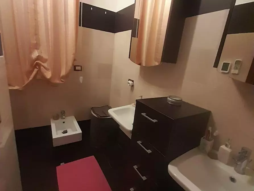 Immagine 8 di Appartamento in vendita  a Livorno