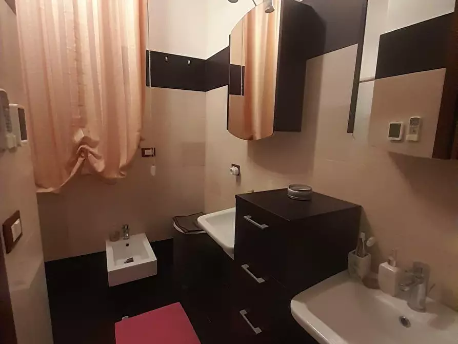 Immagine 9 di Appartamento in vendita  a Livorno