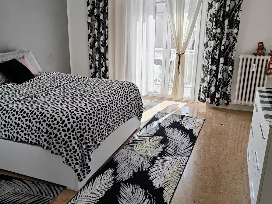 Immagine 15 di Appartamento in vendita  a Livorno