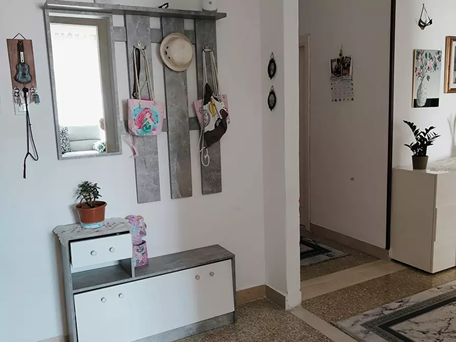 Immagine 11 di Appartamento in vendita  a Livorno