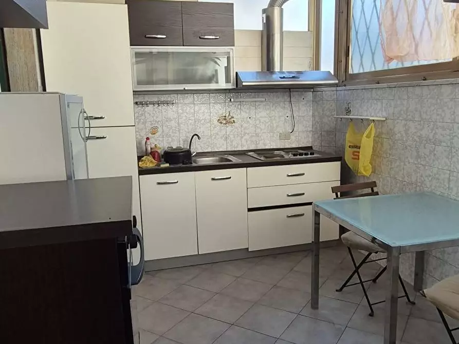 Immagine 3 di Appartamento in vendita  a Viareggio