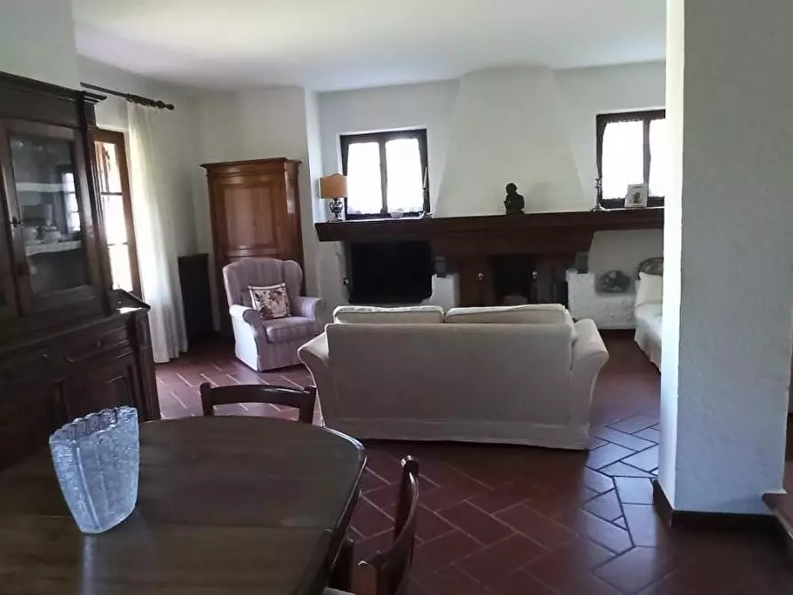 Immagine 17 di Casa bifamiliare in vendita  a Camaiore