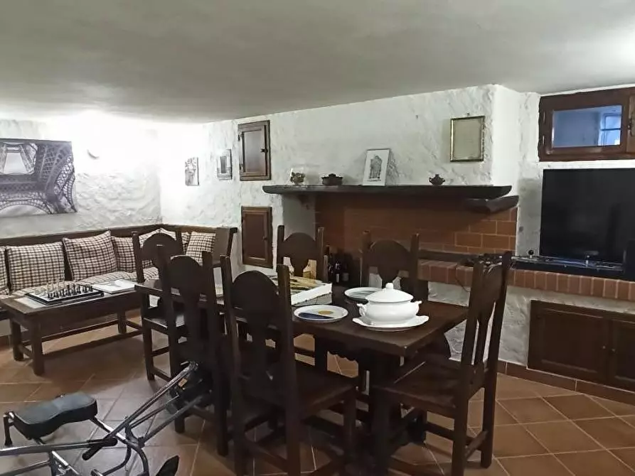 Immagine 38 di Casa bifamiliare in vendita  a Camaiore