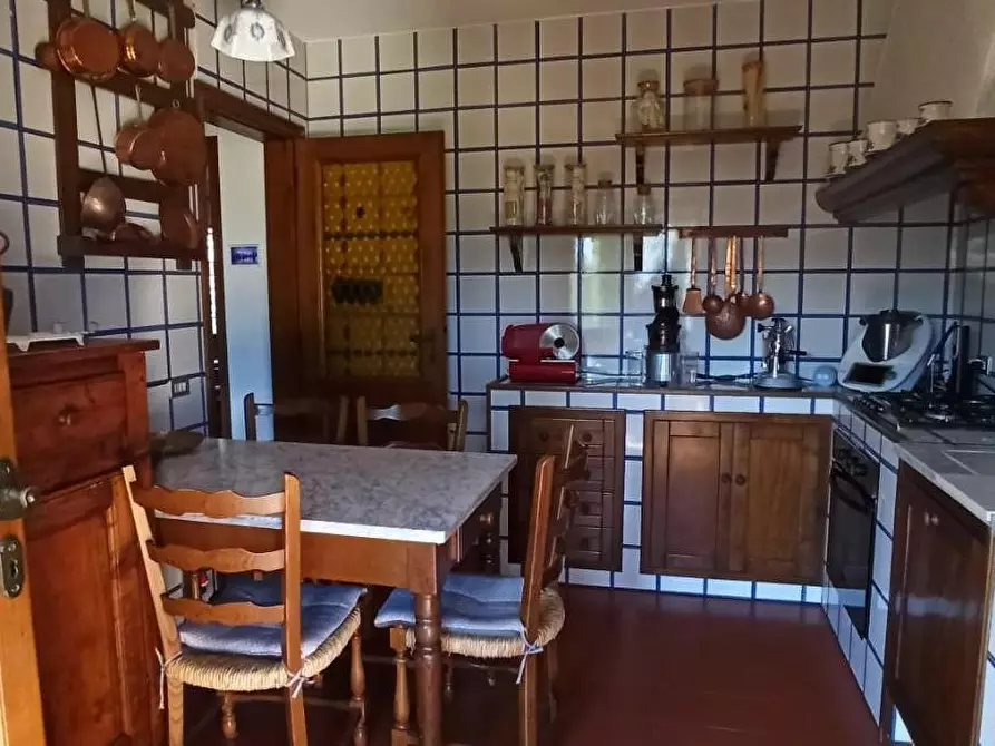 Immagine 16 di Casa bifamiliare in vendita  a Camaiore
