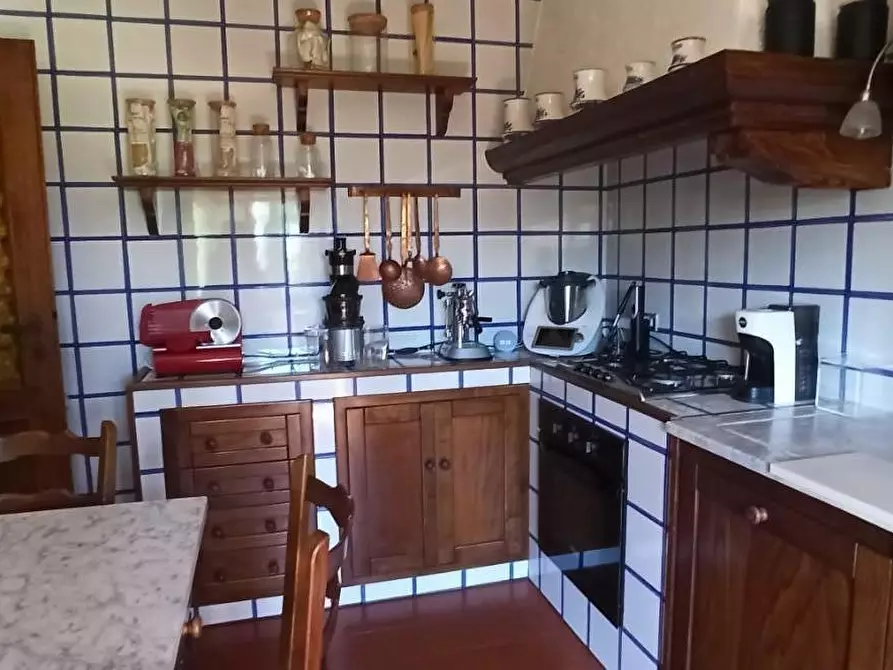 Immagine 14 di Casa bifamiliare in vendita  a Camaiore