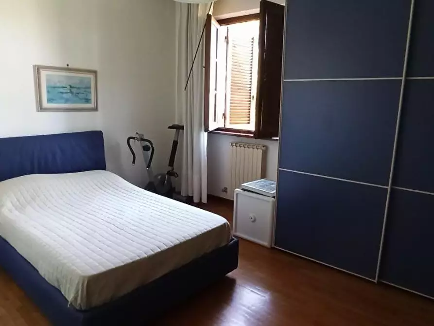 Immagine 46 di Casa bifamiliare in vendita  a Camaiore