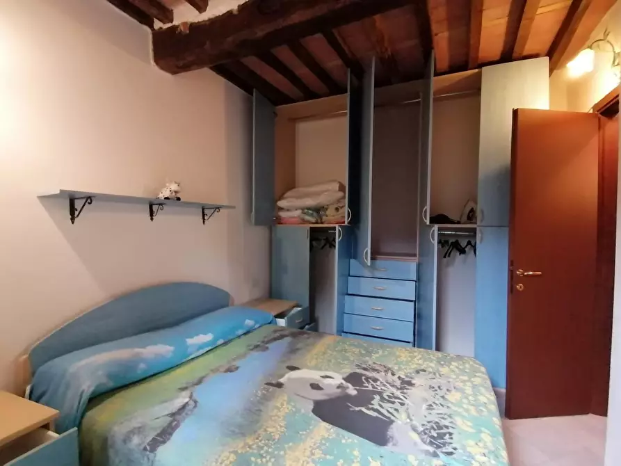 Immagine 5 di Appartamento in vendita  a Carrara