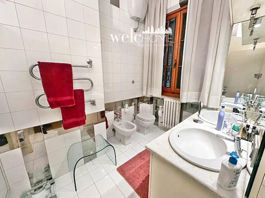 Immagine 30 di Villa in vendita  a Campi Bisenzio