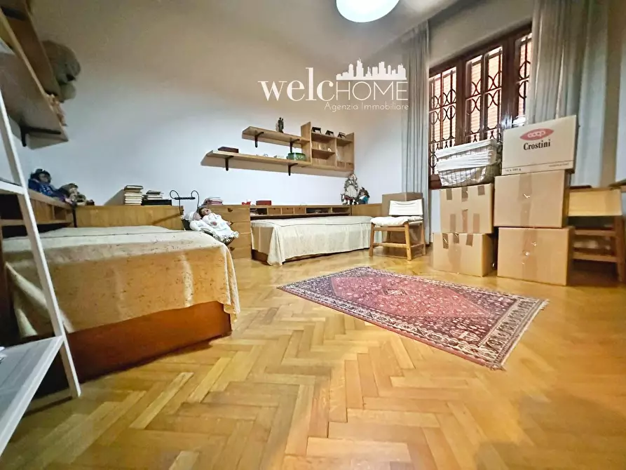 Immagine 17 di Villa in vendita  a Campi Bisenzio