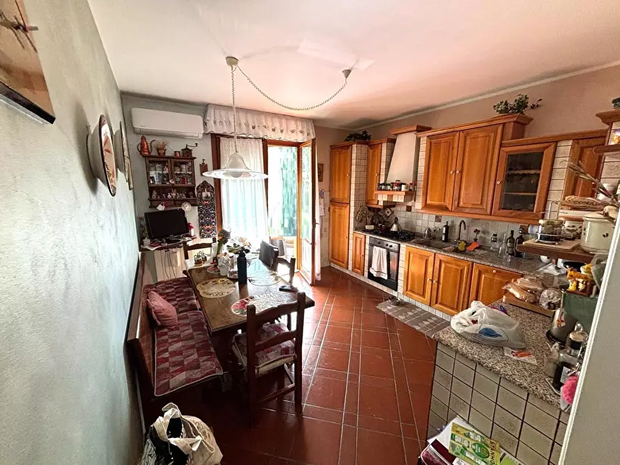 Immagine 9 di Appartamento in vendita  a Montelupo Fiorentino