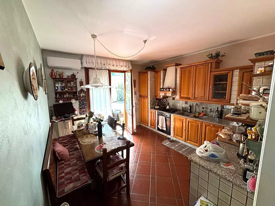 Immagine 10 di Appartamento in vendita  a Montelupo Fiorentino