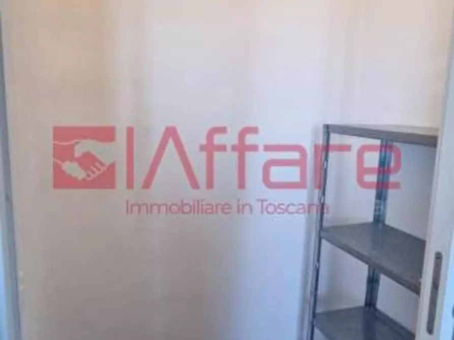 Immagine 14 di Appartamento in affitto  a Pontedera