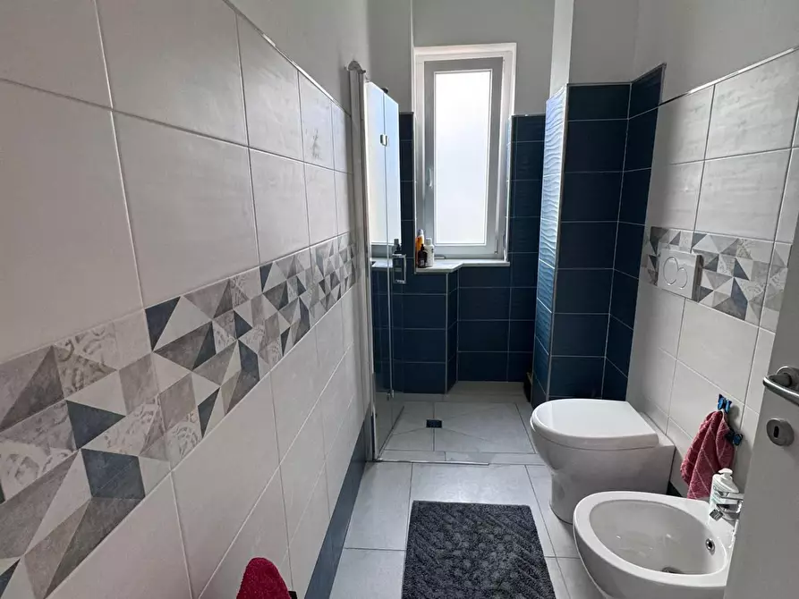 Immagine 10 di Appartamento in vendita  a Carrara