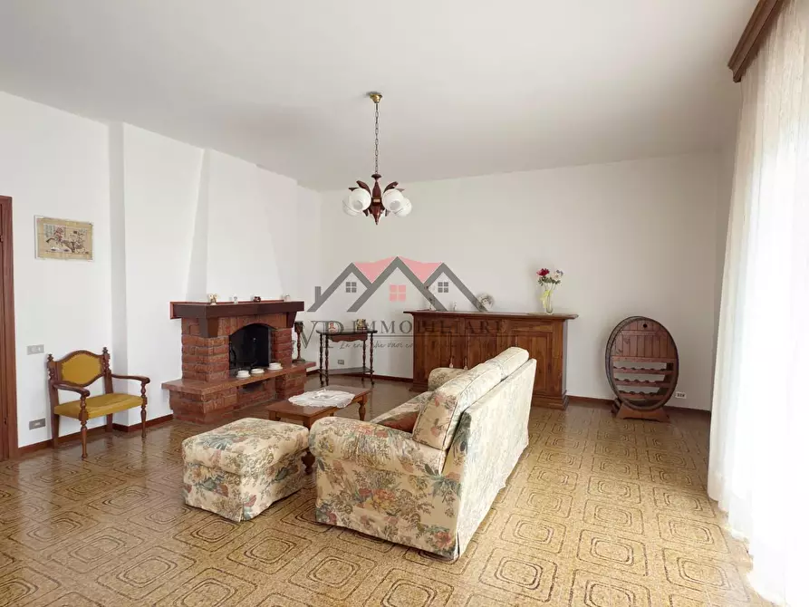 Immagine 5 di Appartamento in vendita  a Castelnuovo Val Di Cecina