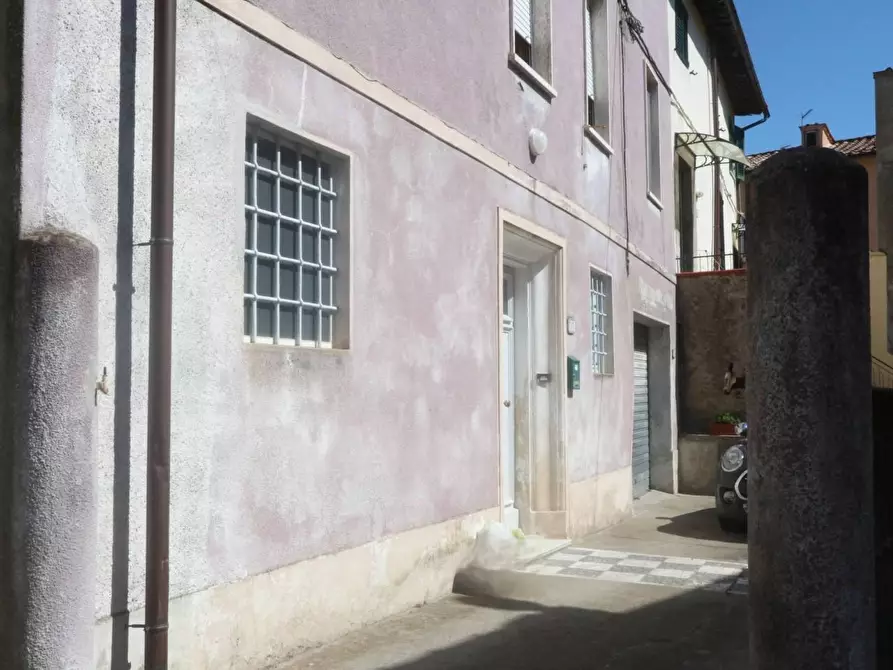 Immagine 43 di Terratetto in vendita  a Buti