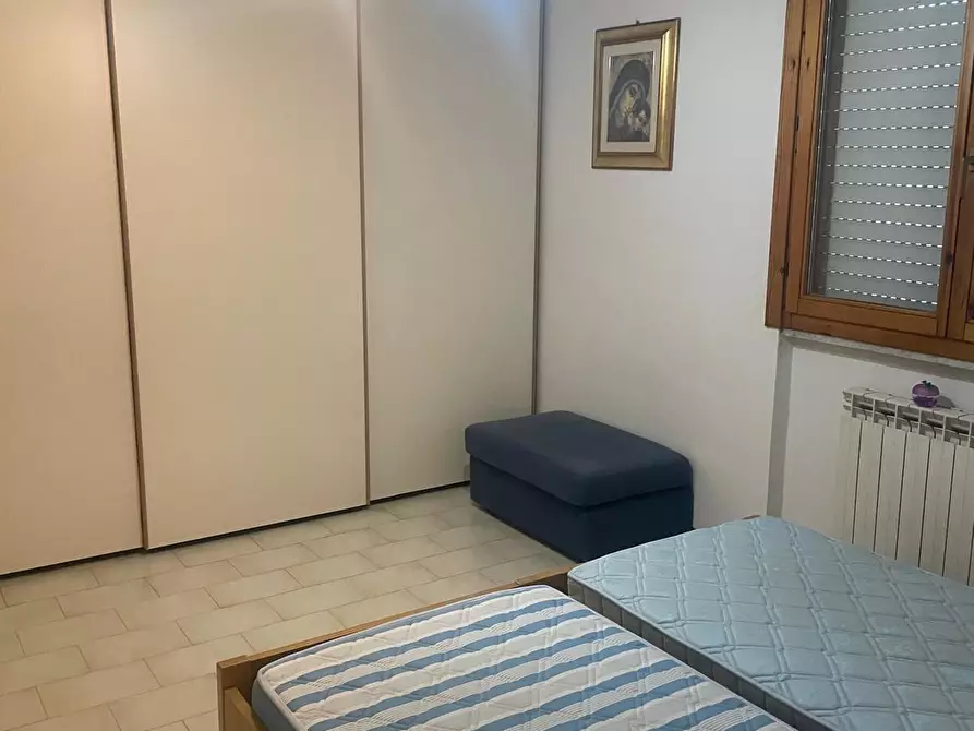 Immagine 11 di Appartamento in affitto  a Ortonovo