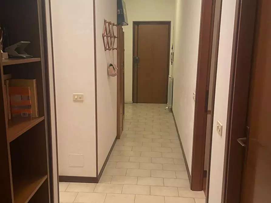 Immagine 5 di Appartamento in affitto  a Ortonovo