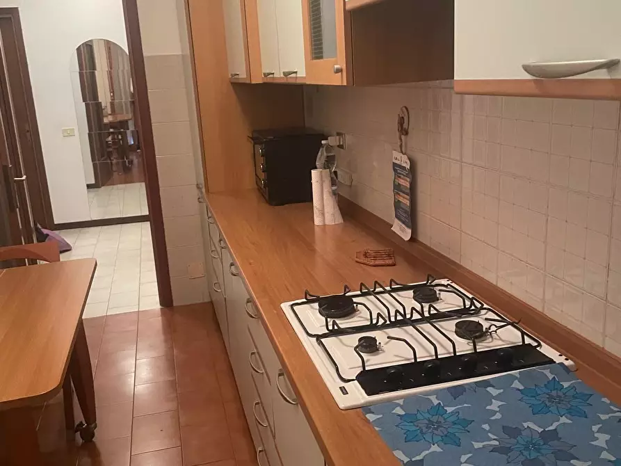 Immagine 4 di Appartamento in affitto  a Ortonovo