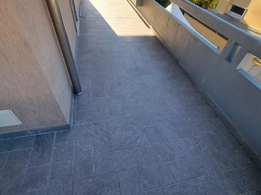 Immagine 7 di Appartamento in vendita  a Massa