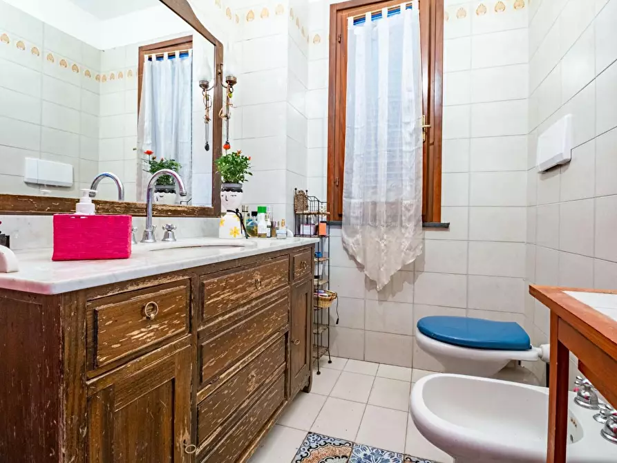 Immagine 26 di Casa bifamiliare in vendita  a Vicopisano