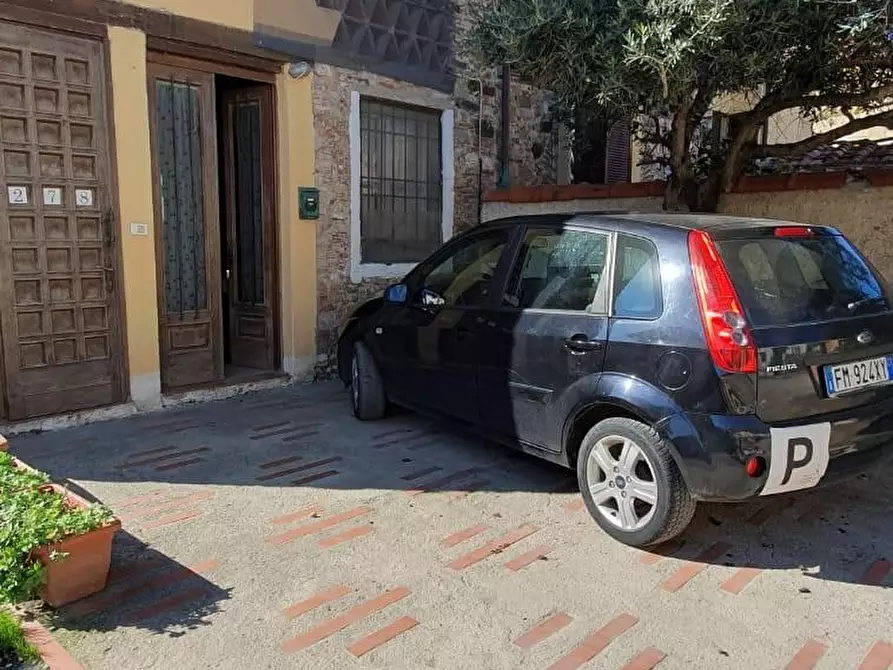 Immagine 20 di Terratetto in vendita  a Lucca