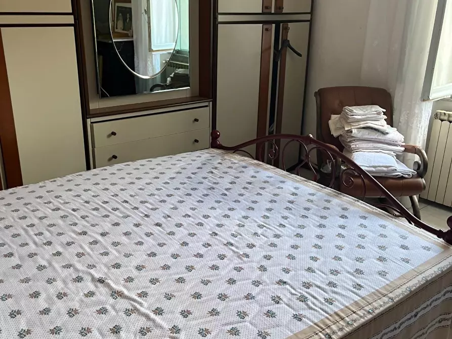 Immagine 16 di Casa indipendente in vendita  a Massa