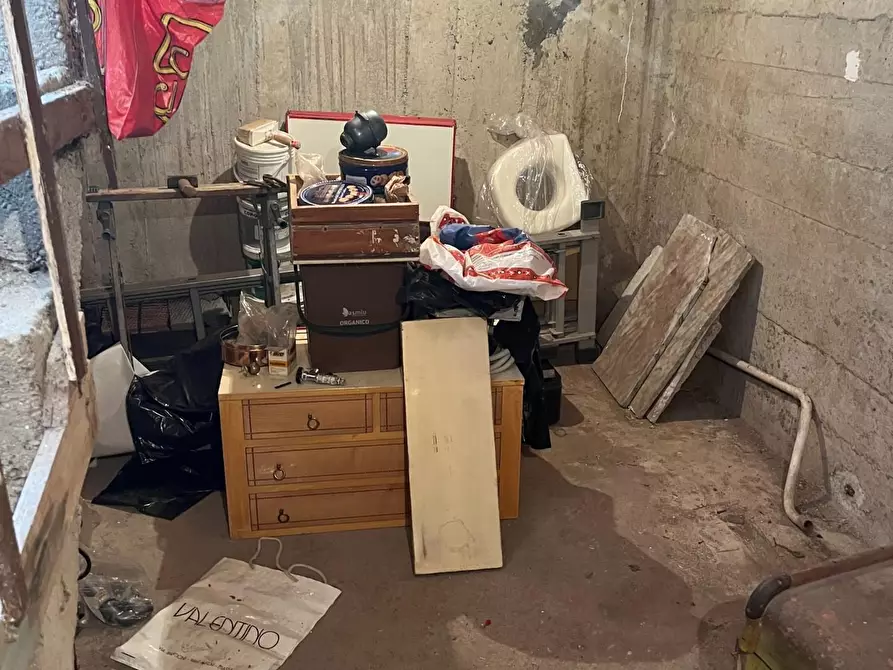 Immagine 19 di Casa indipendente in vendita  a Massa