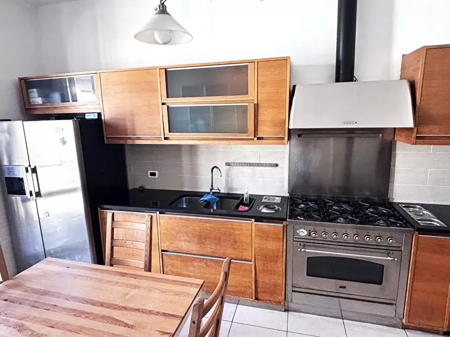 Immagine 9 di Appartamento in vendita  a Pontedera