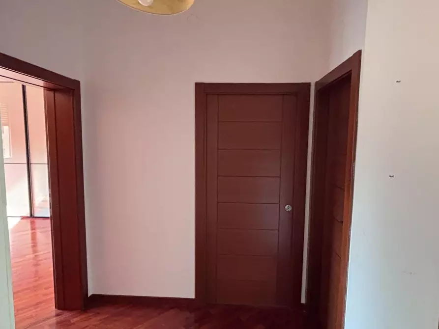 Immagine 19 di Appartamento in vendita  a Pontedera