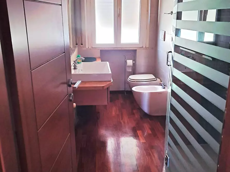 Immagine 28 di Appartamento in vendita  a Pontedera