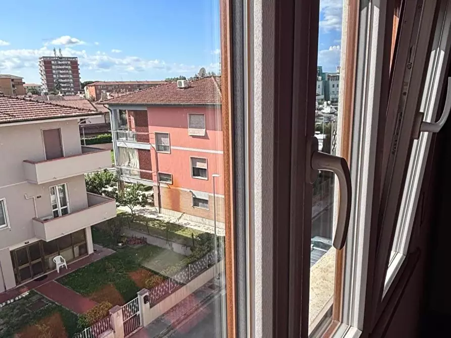 Immagine 35 di Appartamento in vendita  a Pontedera