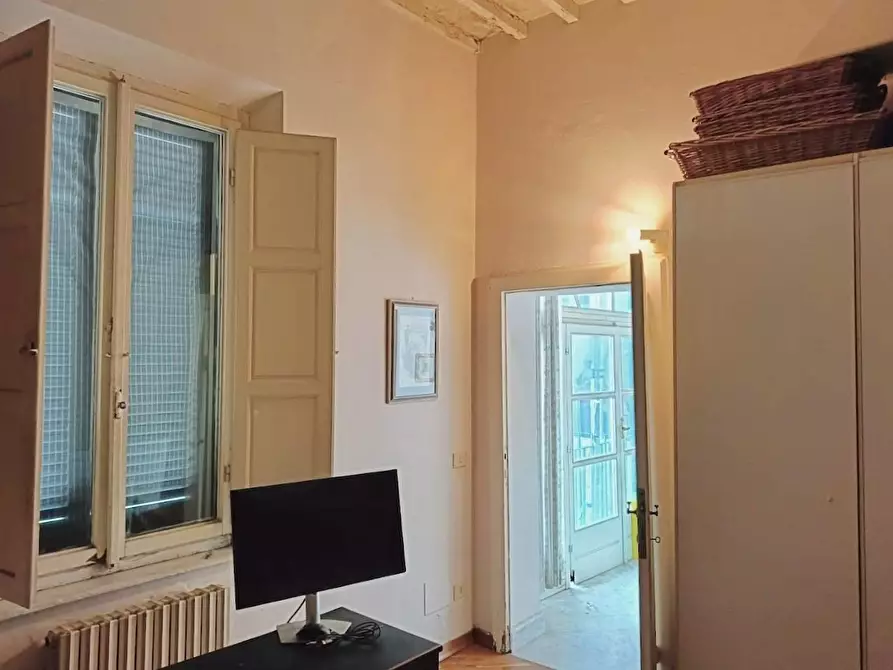 Immagine 13 di Appartamento in vendita  a Pisa