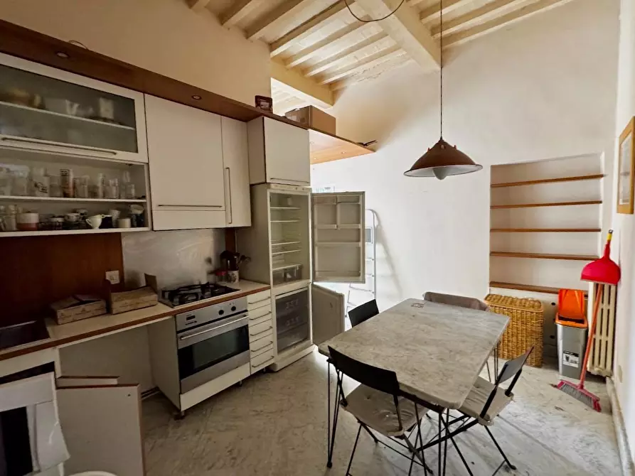 Immagine 31 di Appartamento in vendita  a Pisa