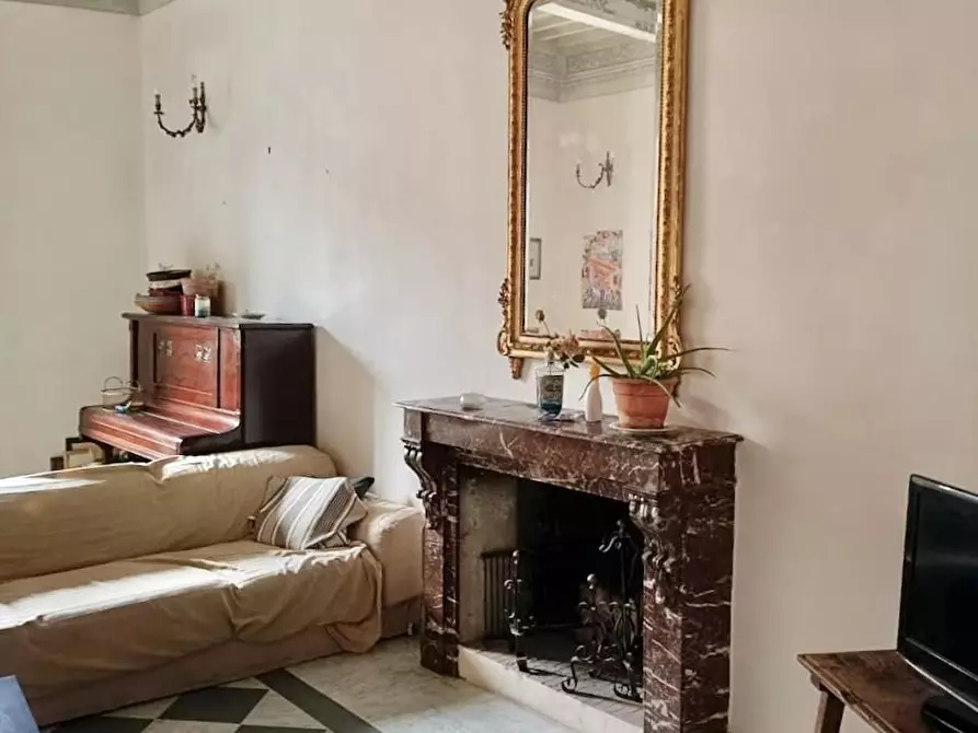 Immagine 2 di Appartamento in vendita  a Pisa