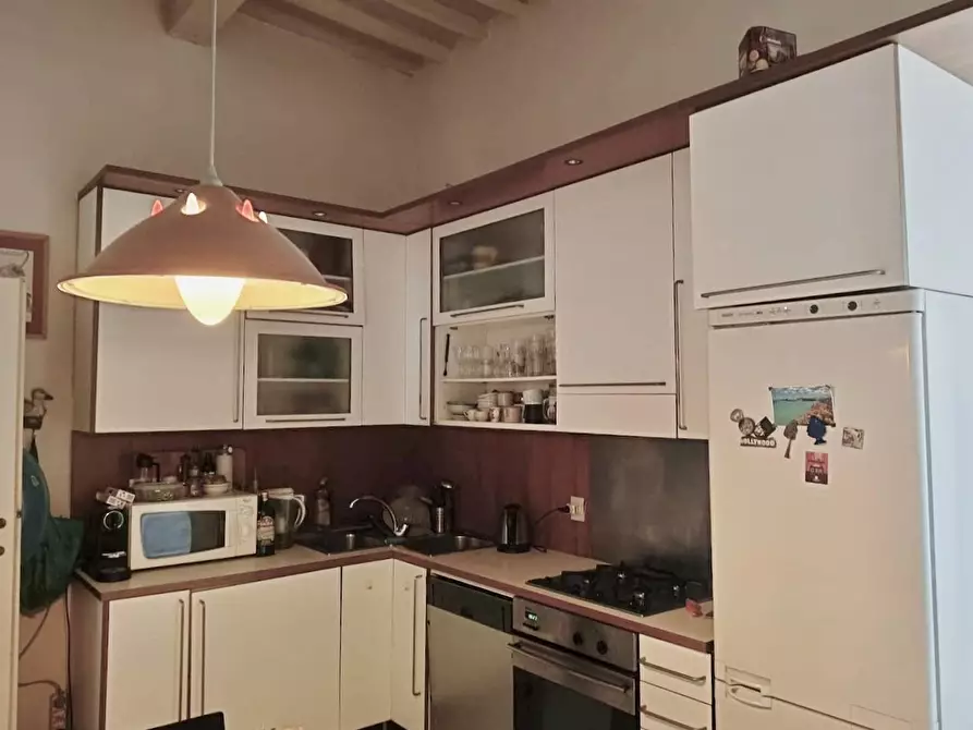 Immagine 7 di Appartamento in vendita  a Pisa