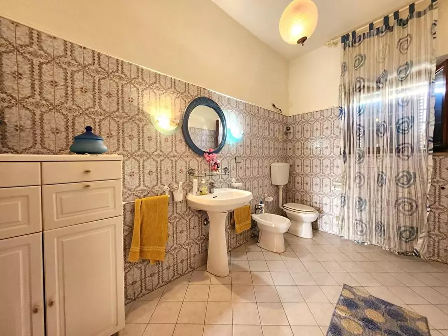 Immagine 13 di Terratetto in vendita  a Lucca