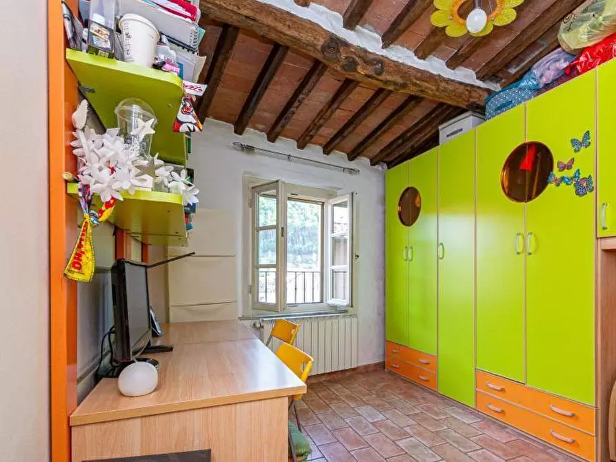 Immagine 17 di Appartamento in vendita  a Buti