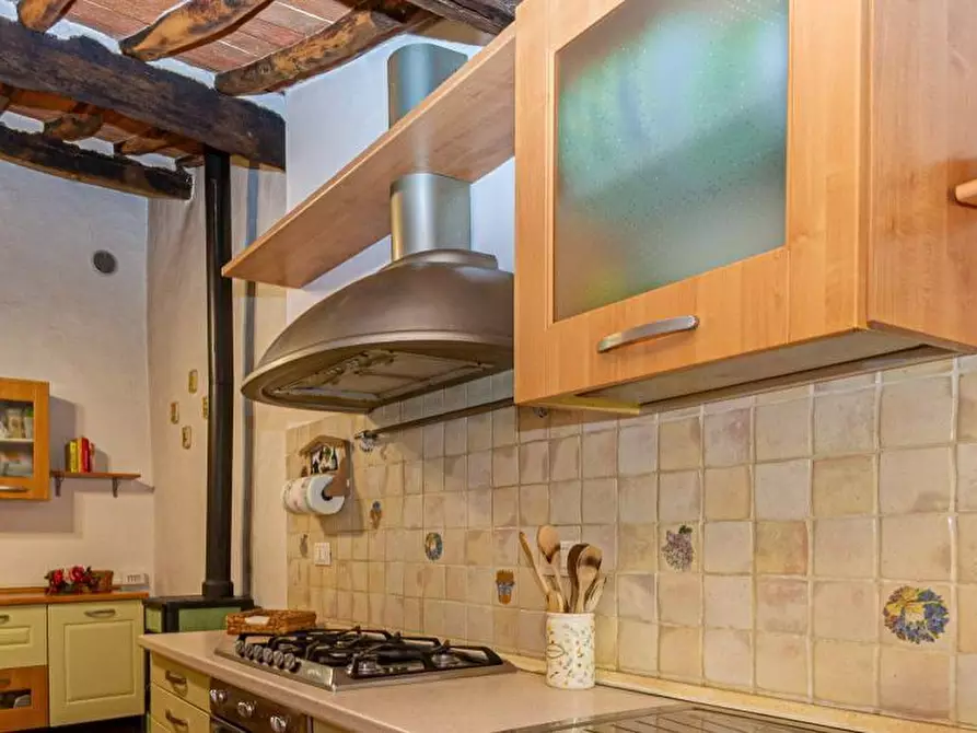 Immagine 8 di Appartamento in vendita  a Buti