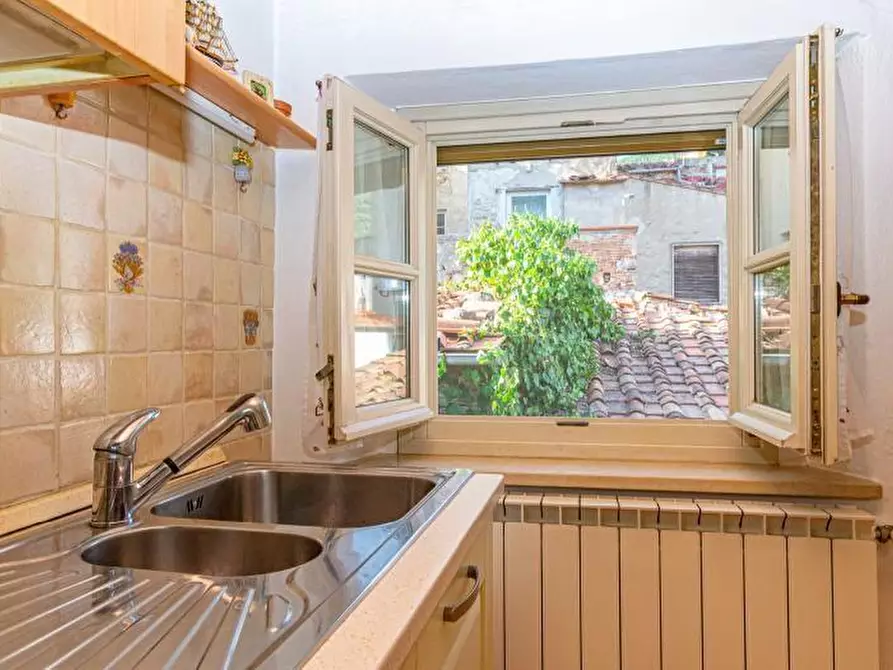 Immagine 9 di Appartamento in vendita  a Buti