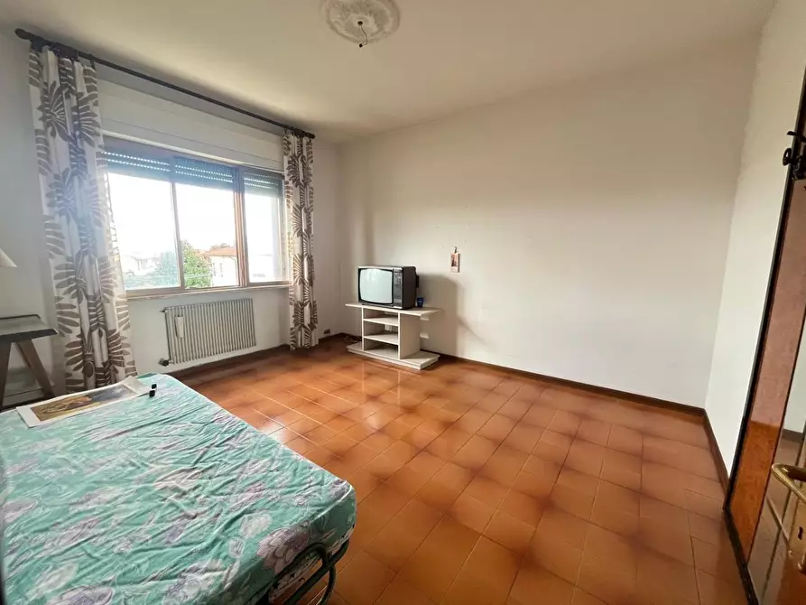 Immagine 33 di Casa trifamiliare in vendita  a Calcinaia