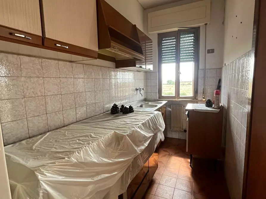 Immagine 13 di Casa trifamiliare in vendita  a Calcinaia