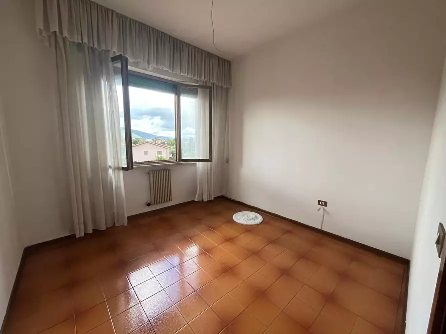 Immagine 38 di Casa trifamiliare in vendita  a Calcinaia