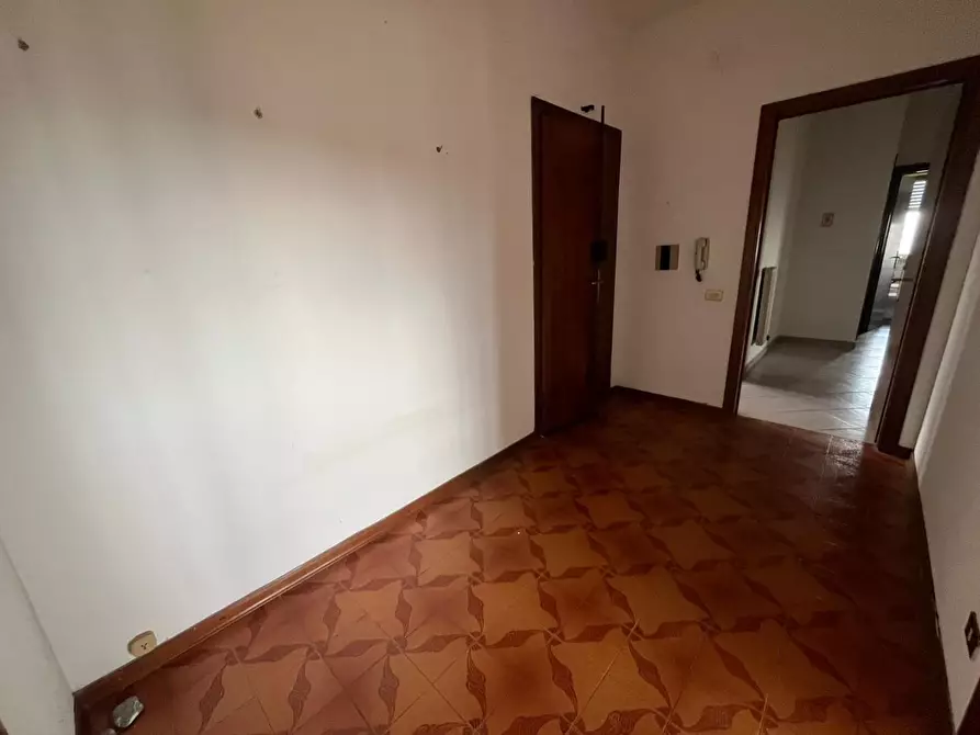 Immagine 10 di Casa trifamiliare in vendita  a Calcinaia