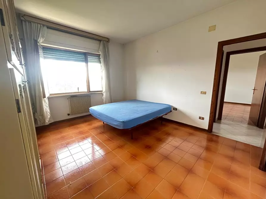 Immagine 27 di Casa trifamiliare in vendita  a Calcinaia